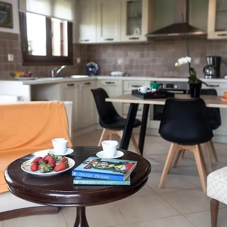 La Casa Di Caterina: Nature,relax And Private Garden Holiday home Lefkada City