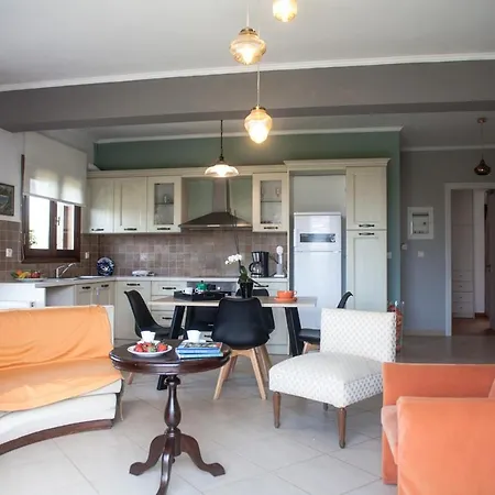 La Casa Di Caterina: Nature,relax And Private Garden * Lefkada City