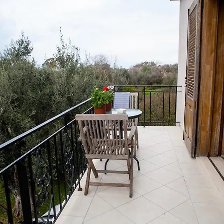 La Casa Di Caterina: Nature,relax And Private Garden * Lefkada City
