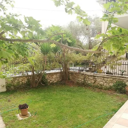 La Casa Di Caterina: Nature,relax And Private Garden Casa de Férias