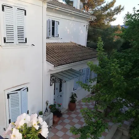 Holiday home La Casa Di Caterina: Nature,relax And Private Garden Lefkada City